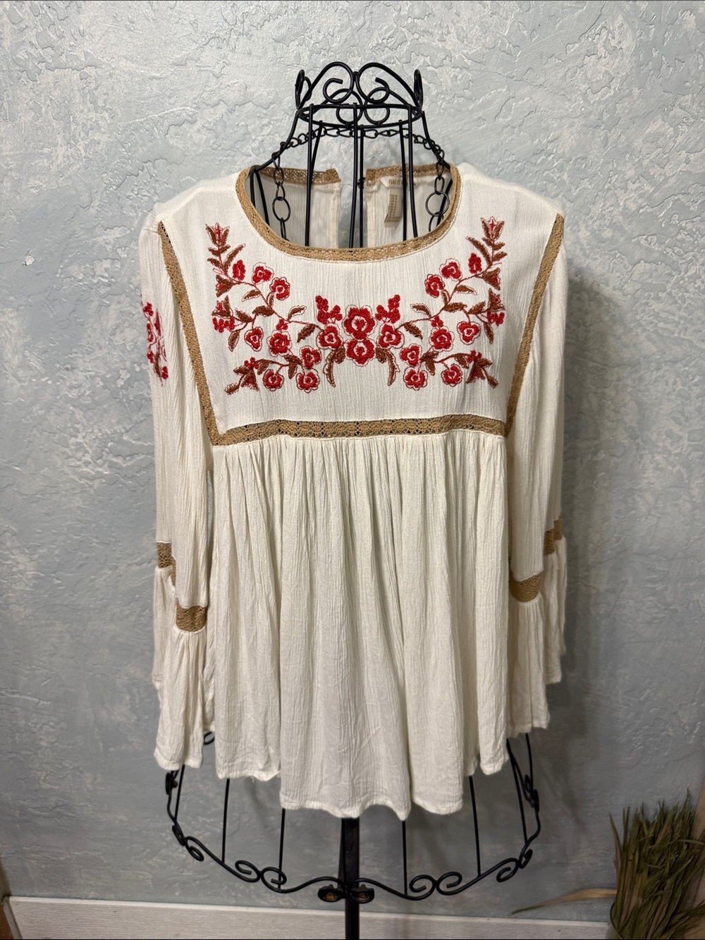 Forever 21 peasant blouse